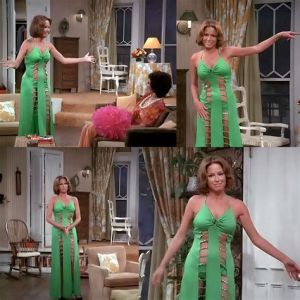 TV History: Mary Tyler Moore’s ‘Green Dress’ Episode – Clever Journeys
